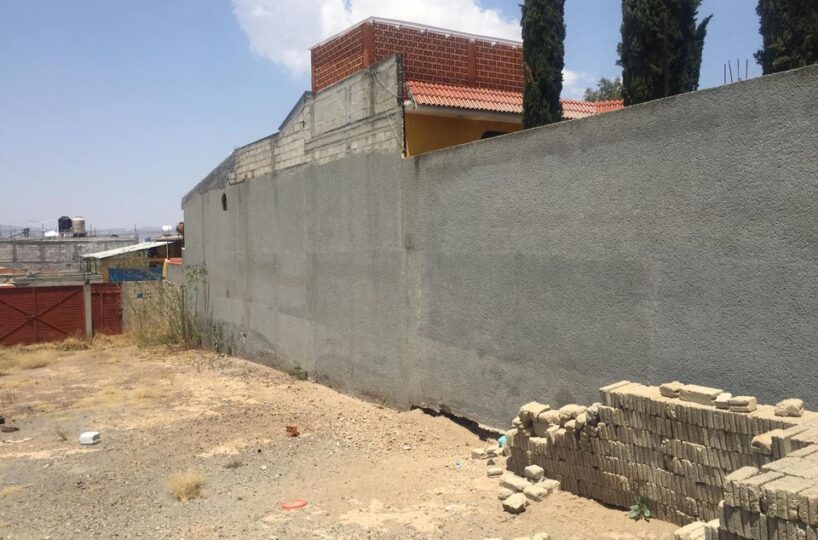 2 terrenos en la colonia Adolfo López Mateos, Lotes y terrenos en Pachuca